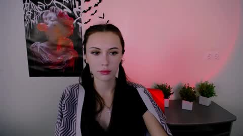 nikonara_ online show from February 6, 2025, 12:59 pm
