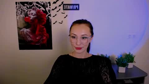 nikonara_ online show from February 17, 2025, 5:43 pm