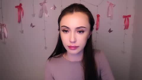 nikonara_ online show from July 25, 2026, 5:54 pm