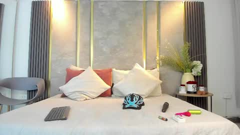 Niko Stone online show from June 11, 2026, 1:49 am