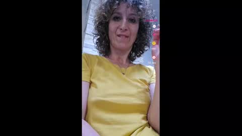 nikol online show from February 8, 2025, 1:44 pm