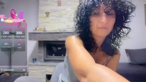 nikol online show from June 14, 2026, 8:44 pm