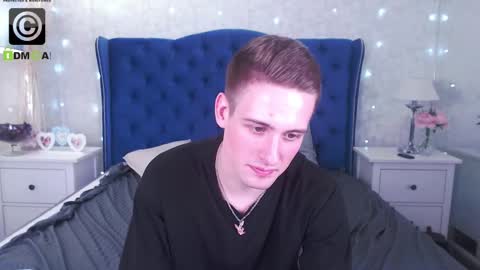Snapshot of niksers chatting on March 1, 2025, 10:42 pm Nick online show from March 1, 2025, 10:42 pm