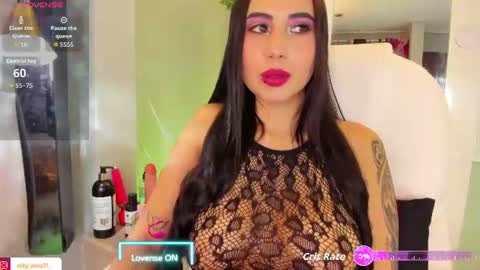     NIKY     online show from June 17, 2026, 11:05 pm
