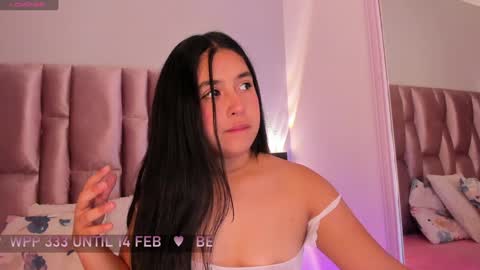 Niky Brooks online show from February 4, 2025, 12:00 pm
