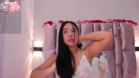 Niky Brooks online show from March 11, 2025, 12:06 pm