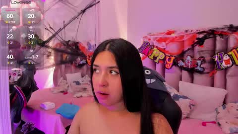 Niky Brooks online show from October 14, 2025, 11:33 am