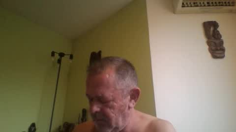 Snapshot of nikyo419 chatting on October 18, 2025, 6:16 am nikyo419 online show from October 18, 2025, 6:16 am