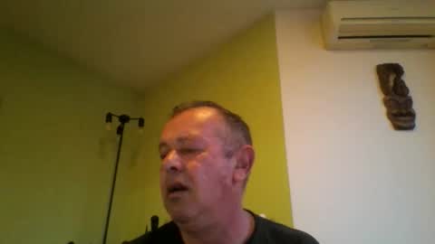 Snapshot of nikyo419 chatting on March 3, 2026, 5:02 am nikyo419 online show from March 3, 2026, 5:02 am