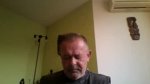 Snapshot of nikyo419 chatting on March 7, 2026, 5:04 am nikyo419 online show from March 7, 2026, 5:04 am