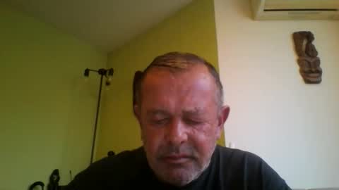 Snapshot of nikyo419 chatting on March 22, 2026, 5:22 am nikyo419 online show from March 22, 2026, 5:22 am