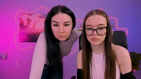 nila_eclipse online show from April 18, 2026, 9:02 am