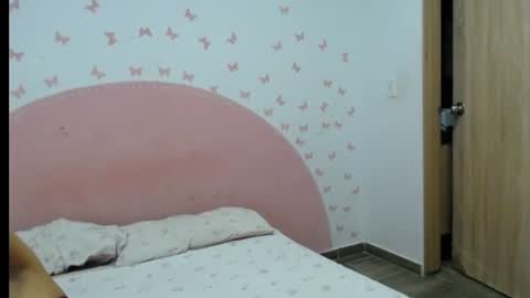 Snapshot of nila_kaia chatting on July 9, 2026, 1:42 am nila online show from July 9, 2026, 1:42 am