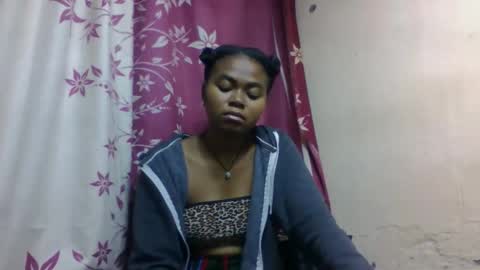 nilah online show from September 12, 2025, 1:11 pm