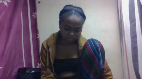 nilah online show from September 18, 2025, 5:42 am