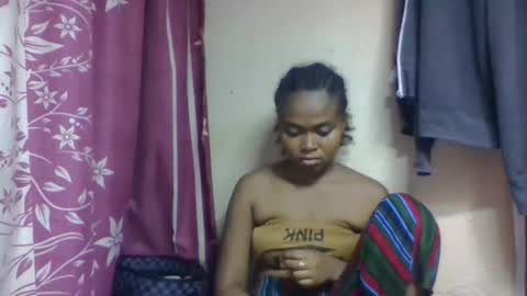 nilah online show from December 1, 2025, 2:44 pm