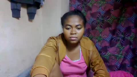 nilah online show from June 13, 2026, 8:51 pm
