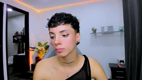 Snapshot of nilam217 chatting on September 26, 2025, 2:04 am Nilam online show from September 26, 2025, 2:04 am