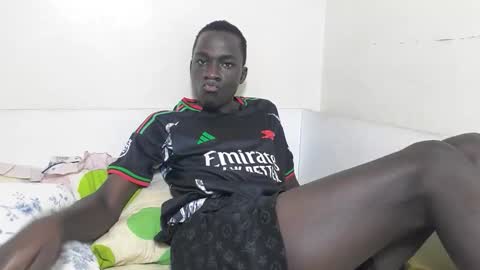 Snapshot of nileboys chatting on November 8, 2025, 2:39 pm Niles online show from November 8, 2025, 2:39 pm