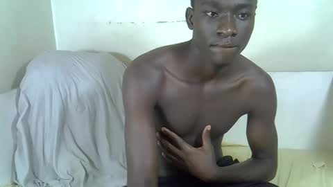 Snapshot of nileboys chatting on November 27, 2025, 10:56 pm Niles online show from November 27, 2025, 10:56 pm