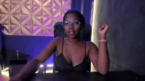 Snapshot of nilosolem12 chatting on December 10, 2024, 12:27 pm nilo solem online show from December 10, 2024, 12:27 pm