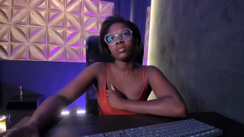 Snapshot of nilosolem12 chatting on December 11, 2024, 12:02 pm nilo solem online show from December 11, 2024, 12:02 pm