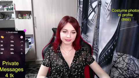Snapshot of nimfeya chatting on April 6, 2026, 8:43 pm Nimfeya online show from April 6, 2026, 8:43 pm