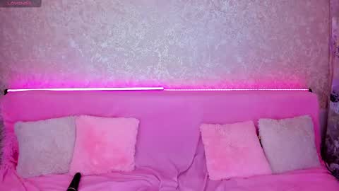 Snapshot of nina__si chatting on March 12, 2025, 6:22 pm Nina online show from March 12, 2025, 6:22 pm