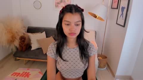 NINA online show from February 5, 2025, 7:53 pm