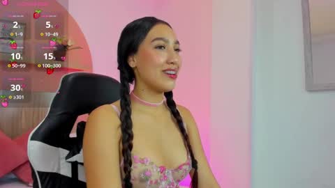 Snapshot of nina_blake chatting on September 30, 2025, 7:19 pm N I N A online show from September 30, 2025, 7:19 pm