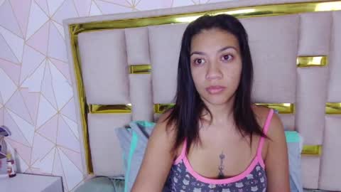 Nina Carther online show from May 25, 2026, 11:05 am