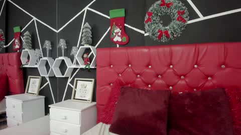 Nina online show from December 23, 2024, 5:06 am