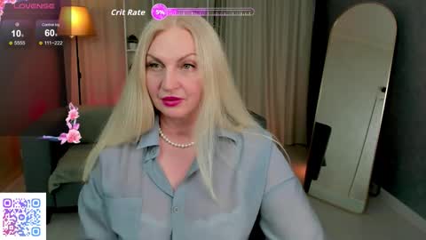 Nina online show from September 9, 2025, 8:25 am