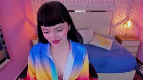 Snapshot of nina_lish chatting on October 21, 2025, 5:30 am N I N A online show from October 21, 2025, 5:30 am