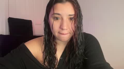 nina_lovez online show from October 29, 2025, 2:08 pm