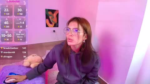 NINA online show from March 10, 2025, 10:34 pm