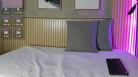 NINA online show from November 14, 2025, 11:53 am