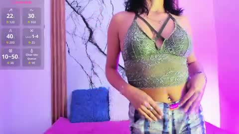 Snapshot of nina_vixen_hh chatting on July 21, 2026, 4:31 pm Nina online show from July 21, 2026, 4:31 pm