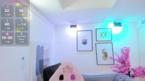 Nina  online show from February 5, 2026, 3:33 am