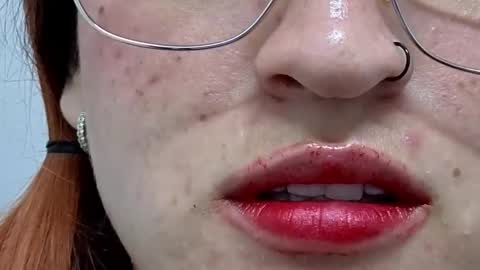 Snapshot of ninaa_fox chatting on February 17, 2025, 10:58 pm Ninaa fox online show from February 17, 2025, 10:58 pm