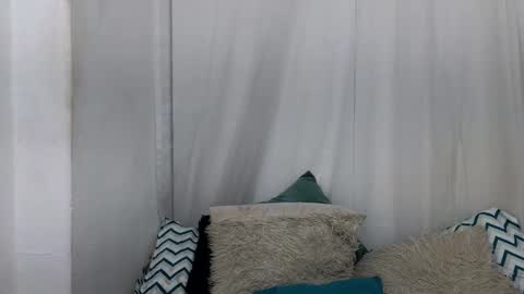 Snapshot of ninaa_fox chatting on March 12, 2025, 4:24 pm Ninaa fox online show from March 12, 2025, 4:24 pm