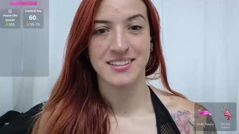 Snapshot of ninaa_fox chatting on October 7, 2025, 3:53 pm Ninaa fox online show from October 7, 2025, 3:53 pm