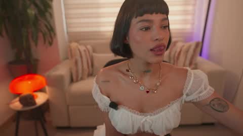 Snapshot of ninaa_sky chatting on April 19, 2026, 12:15 pm online show from April 19, 2026, 12:15 pm