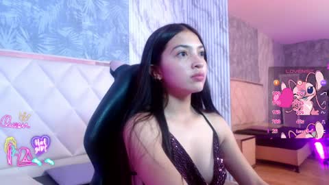 Snapshot of ninaa_tay chatting on April 5, 2026, 5:15 am NINAA online show from April 5, 2026, 5:15 am