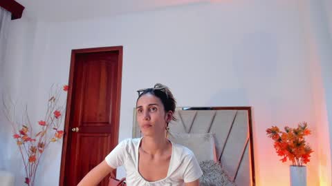Nina online show from January 15, 2025, 6:19 pm