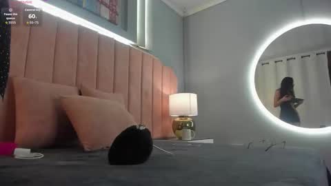 Snapshot of ninacrave_ chatting on March 17, 2026, 2:38 am Nina online show from March 17, 2026, 2:38 am