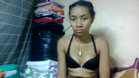 ninaeaa online show from June 12, 2026, 7:07 am