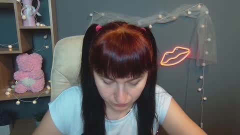 Snapshot of ninaflawlees chatting on September 18, 2025, 12:07 pm ninaflawlees online show from September 18, 2025, 12:07 pm