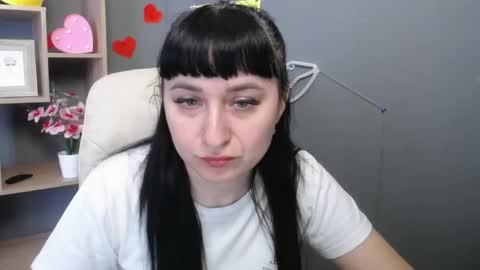 Snapshot of ninaflawlees chatting on May 12, 2026, 12:02 pm ninaflawlees online show from May 12, 2026, 12:02 pm