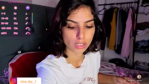 ninasky19 online show from November 7, 2025, 3:45 pm